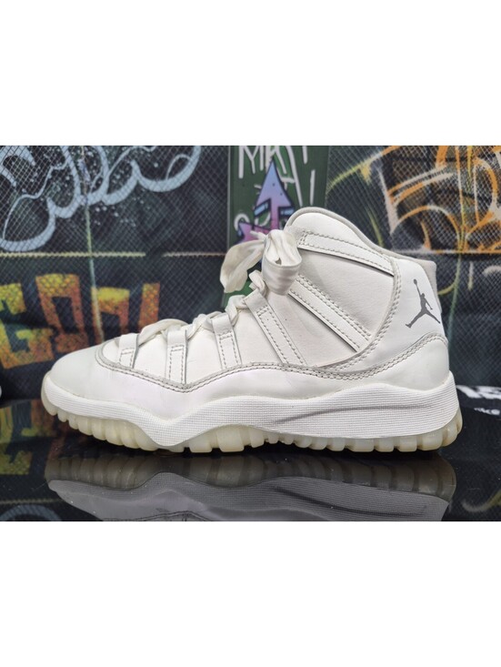 Grays Other - Nike Air Jordan 11 Retro PS Sail Pearl DO3857-110 Size 3Y pre owned